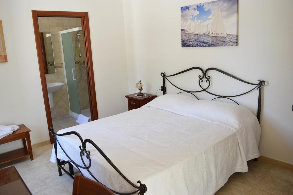 Le Terrazze Miramare B&B Torre Canne Buitenkant foto