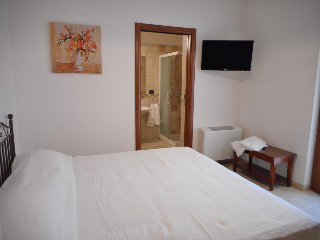 Le Terrazze Miramare B&B Torre Canne Buitenkant foto